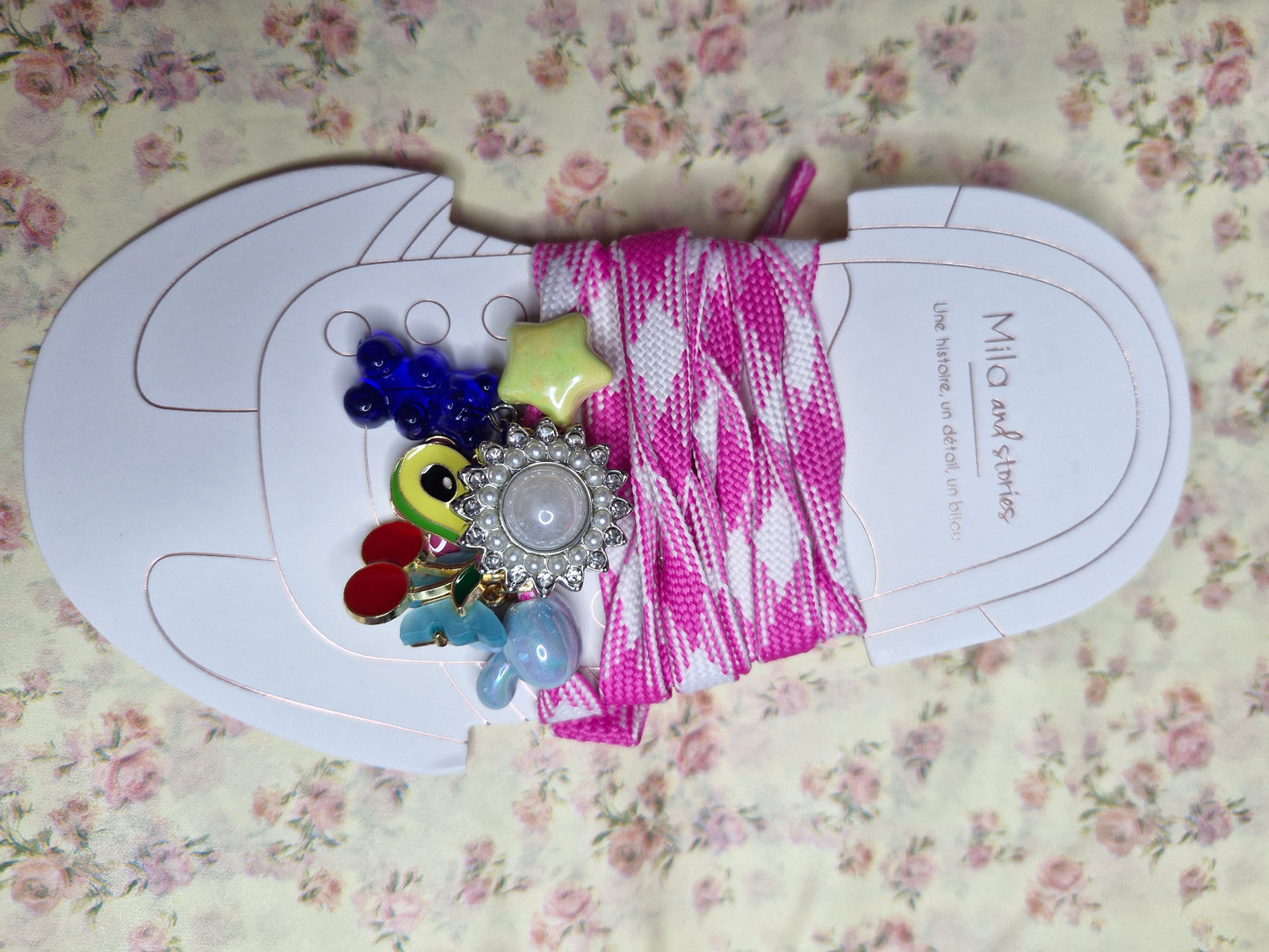 Lacets + charms numero 7